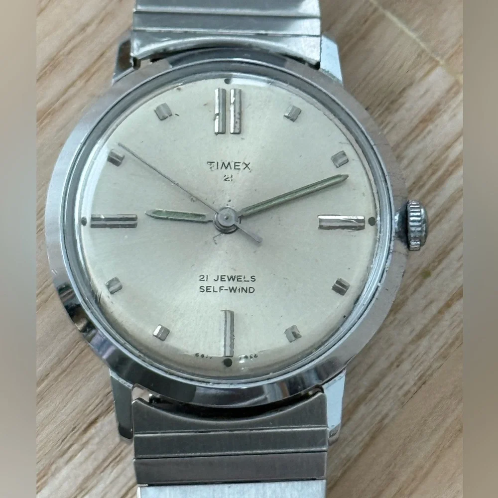 Timex 1968 Prestige 21 Jewels Self-Winding Vintage Watch Stainless Bracelet